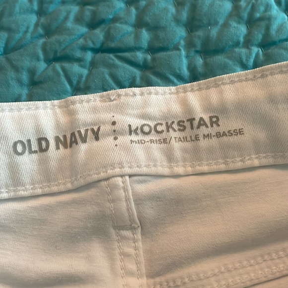 old navy skinny jeans - Picture 3 of 4